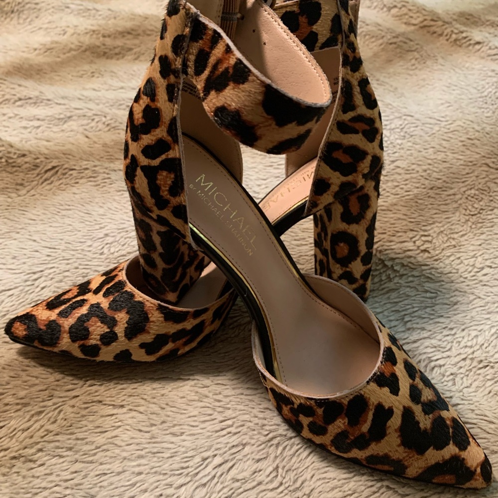 Leopard heels. NWOT.